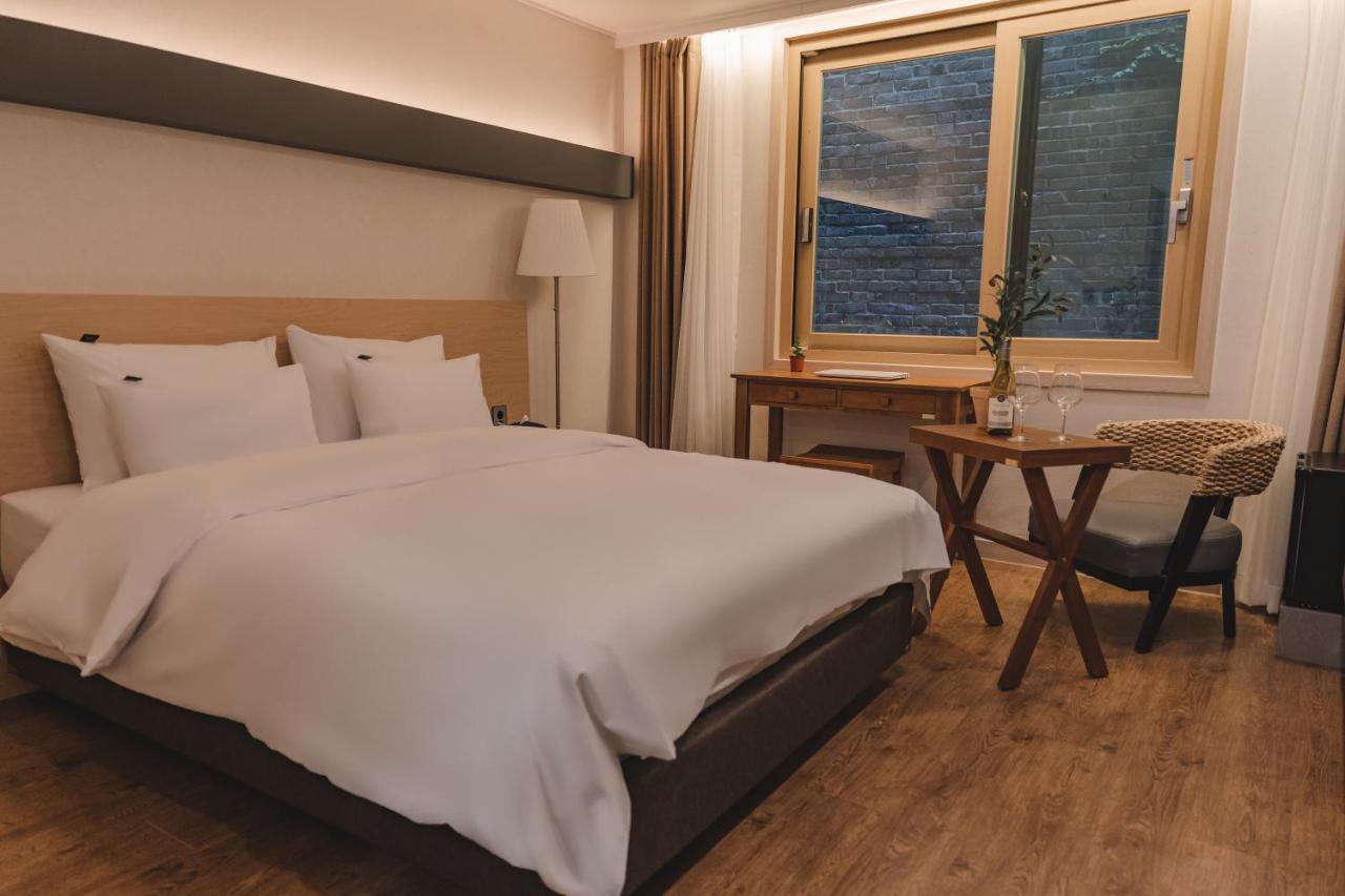 Jeonju Hotel The Vincent Δωμάτιο φωτογραφία